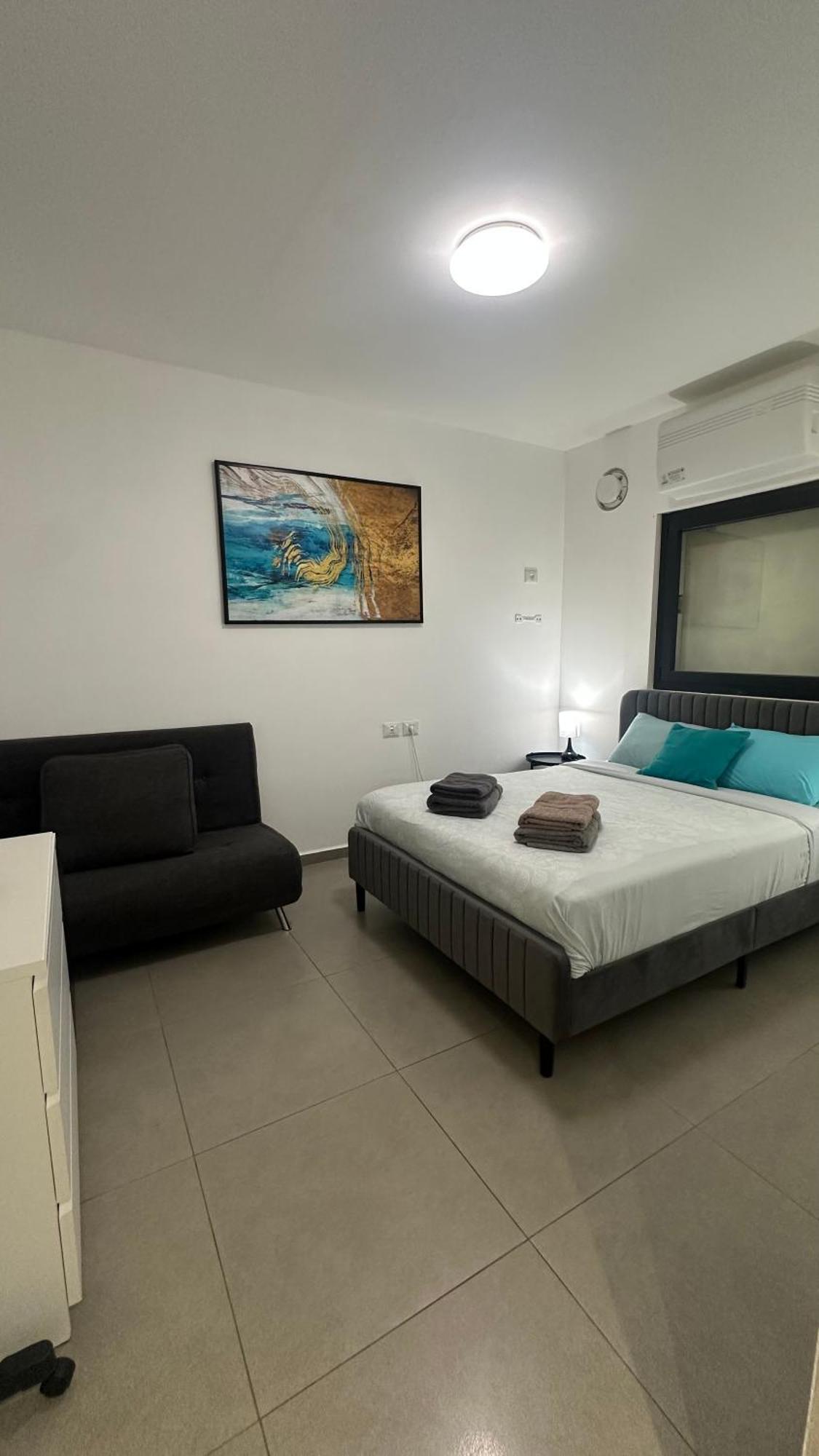 Luxury Garden Floor Appartamento Eilat